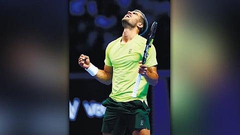 Alcaraz closes in on year-end No. 1