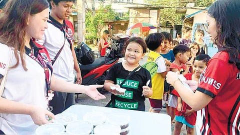 ANS students reach out to Tino 
victims with warm champorados