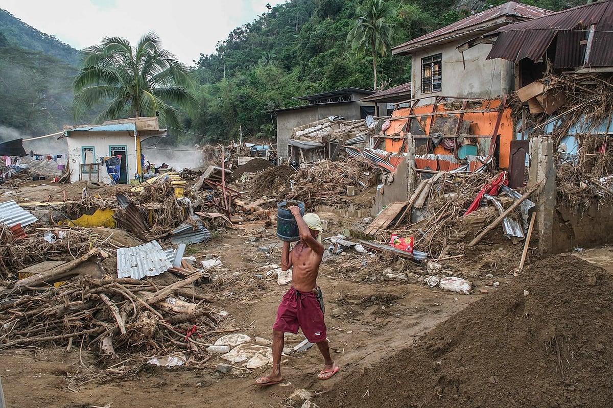 Lusaran Cebu Struggles After Typhoon Tino's Devastation