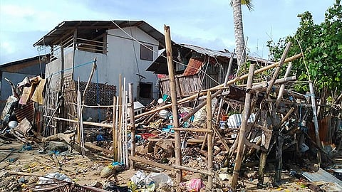 22 balay, 9 sakayan sa isla sa Pangan-an nangaguba 