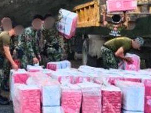 ZAMBOANGA. Lawmen seize some P19.8 million worth of smuggled cigarettes and P13,600 worth of illegal drugs in a law enforcement operation on Thursday, December 4, in Kinudalan village, Lebak, Sultan Kudarat province. 
