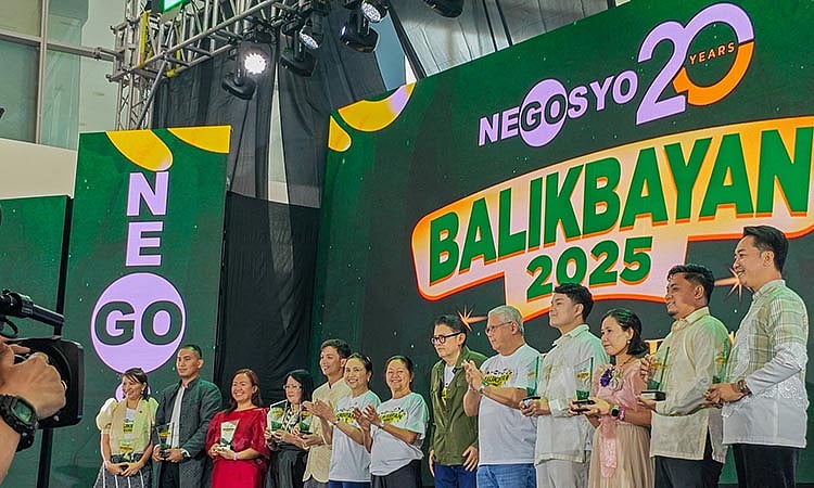 Sugboanong OFW entrepreneur nakaangko’g national recognition sa fashion craftsmanship