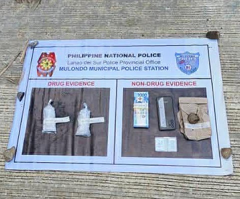 ZAMBOANGA. Lawmen have seized some P1.3 million worth of illegal drugs as they arrested an individual in an anti-drug operation on Wednesday, December 10, in Ilian village, Mulondo, Lanao del Sur. 