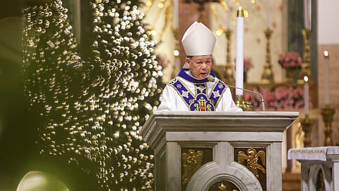 Manila Cardinal urges faithful to open hearts to everyone