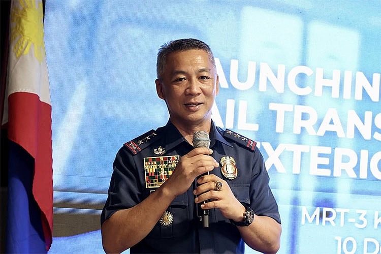 PNP open to raising women recruitment quota to 20%