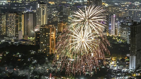 Magpabiling luwas panahon sa Pasko