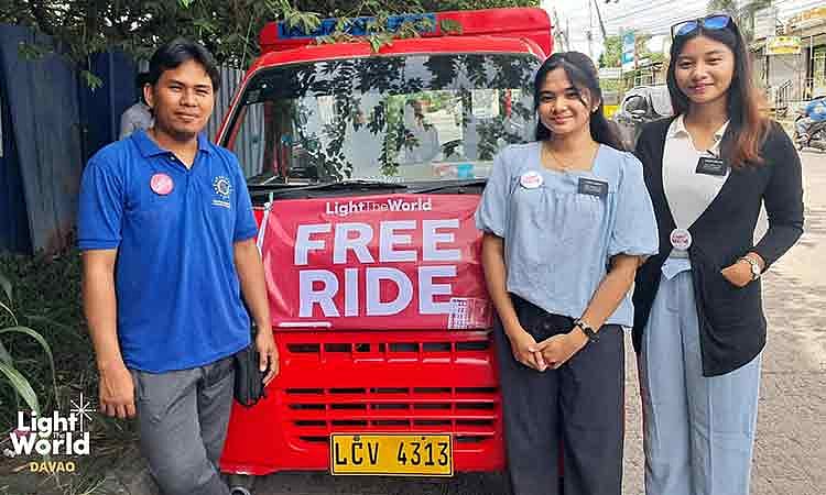 Davao's 2025 Christmas: Giving Machines & Free Jeepneys Spread Kindness