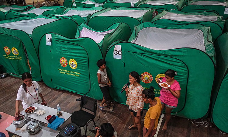 Typhoon Tino Survivors in Cebu Find Hope in Simple Christmas Celebration