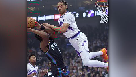 George hits game-winner as Jazz stun Pistons