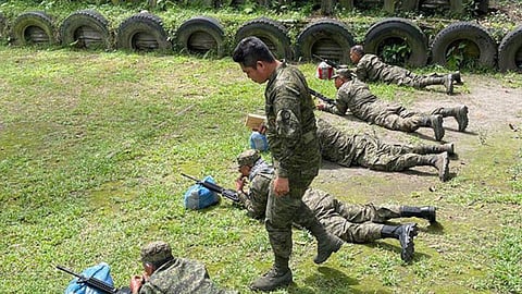 38IB strengthens bond with South Cotabato town reservists