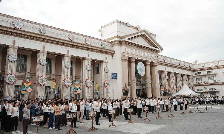 Guv to employees: Maximize service to Kapampangans