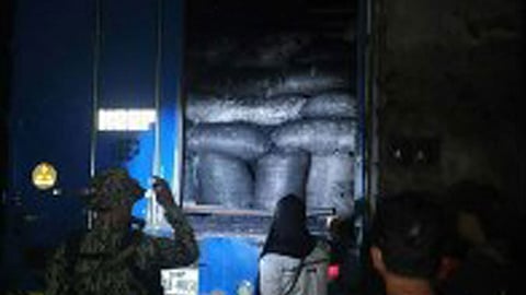 Lanao del Norte cops arrest 2, seized P400,000 coal shipment