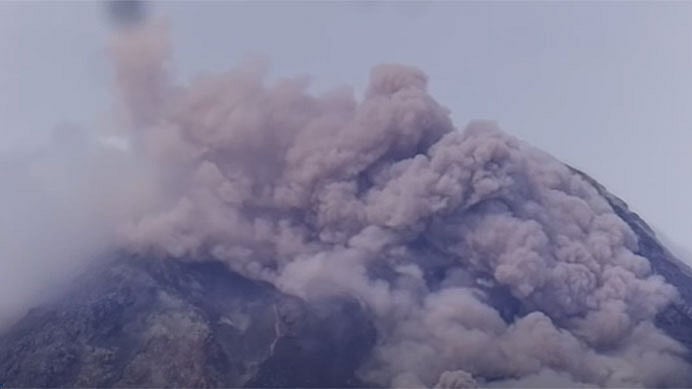 Núi lửa Mayon được đặt trong tình trạng cảnh báo cấp 3.