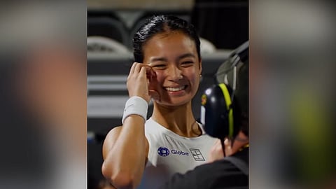 A HEART FOR EALA FANS. Alexandra Eala makes a heart sign toward Filipino fans after her 4-6, 6-4, 6-4 comeback win over Donna Vekic in the first round of the ASB Classic in Auckland on Tuesday, Jan. 6, 2026. Eala said the support reminded her that “home is the people and not the place.”