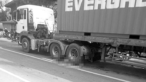 Babaye nga rider nalatayan sa trak