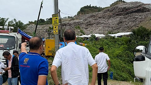 Cebu archbishop visits Binaliw trash site