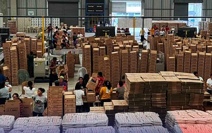 DISASTER RESPONSE. Volunteers help repack family food packs at the Department of Social Welfare and Development’s (DSWD) Luzon Disaster Resource Center in Pasay City in this undated photo. The DSWD on Thursday (Jan. 15, 2026) said it is on blue alert status as it monitors the track of Tropical Depression Ada. (Photo courtesy of DSWD)
