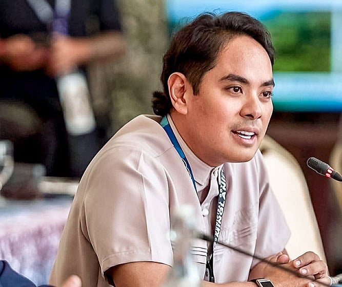 Minglanilla mibalibad nga 
labayan sa basura, Cebu City