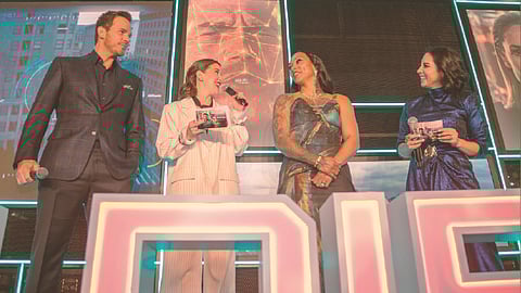 Pratt, Reis receive warm welcome at Mexico premiere of ‘Mercy’