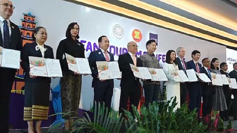 ASEAN TOURISM BLUEPRINT. Tourism ministers of the Association of Southeast Asian Nations (ASEAN) member states launch the Declaration on the Implementation of the ASEAN Sectoral Plan 2026-2030 during the ASEAN Tourism Forum (ATF) at the Nustar Hotel in Cebu City on Thursday morning (Jan. 29, 2025). The plan aims to establish seamless travel and market diversification by the end of 2030. (Photo courtesy of ASEAN)