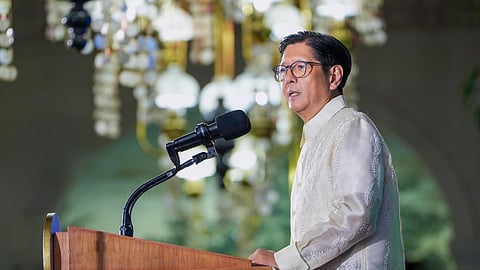 PBBM di uyon i-persona non grata
ang opisyal sa Chinese embassy 