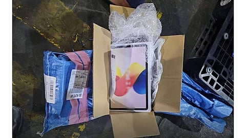 Gatusan ka selpon gisakmit sa Bureau of Customs 