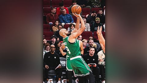 Rockets gibungkag sa Celtics