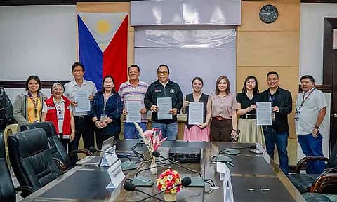 DavSur prov’l hospital, DSWD-Davao ink ties to boost health, social services