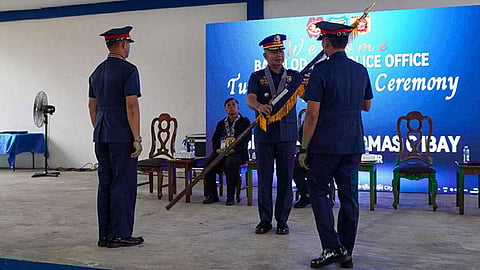 Gasataya orders new BCPO chief to intensify illegal drugs campaign