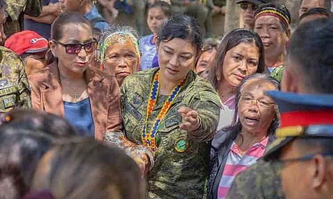 The 10th Infantry Division in Davao del Norte marked a milestone in Philippine Army history on Friday, Feb. 6, 2026, as it formally concluded the tour of duty of Lieutenant Colonel Jovily Carmel Cabading, the country’s first female infantry battalion commander.
