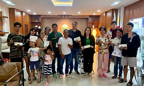 Masantol fire victims 
get help from LGU