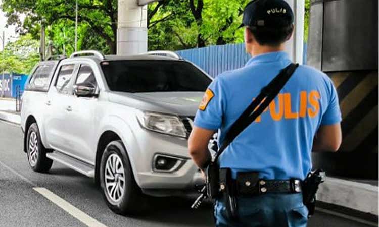 Police hunting down killers of teacher, electric coop exec