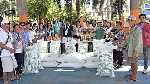 La Castellana farmers get agricultural aid