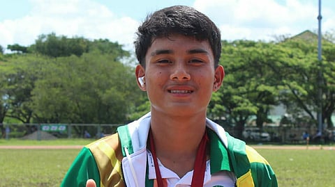 PROUD PARA ATHLETE. Davao City National High School’s Francis Reursora is competing in his third Davraa Meet this year, which will be held in Tagum City, Davao del Norte on February 22 to 28.