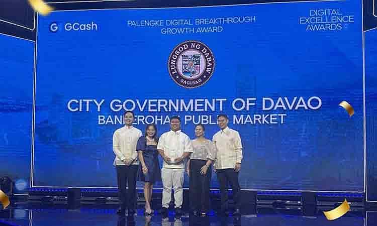 Bankerohan market gets award for adopting digital payment solutions