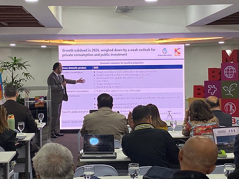 Rice drop pushes poorer Pinoys into negative inflation