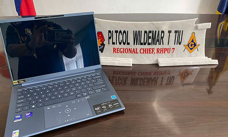 Regional Highway Patrol Unit 7 Receives Laptop and Camera Donation from Advisory Council