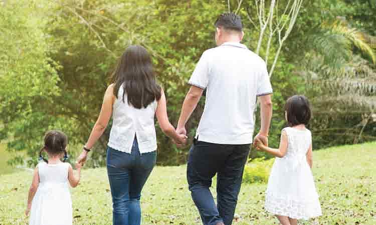 Most Filipino couples agree on family size, but can’t achieve it