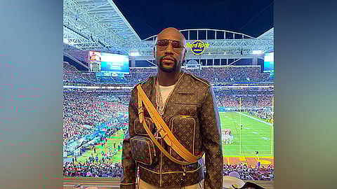 Floyd moasdang sa Athens, Greece 