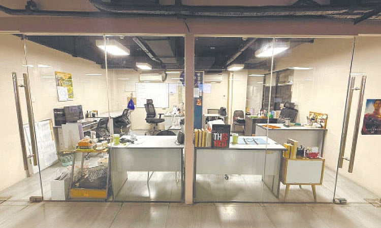 The Evolution of Office Design: From Cubicles to Collaborative Zones