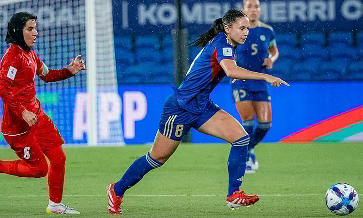 Filipinas keep Asian Cup hopes alive with win over Iran