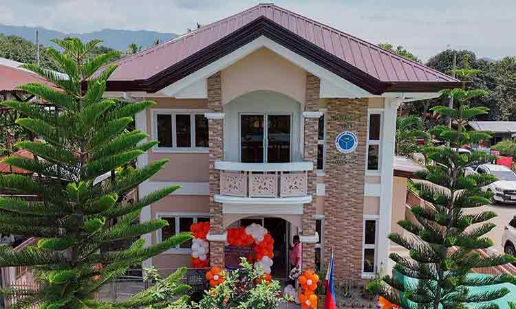 The newly-renovated two-storey barangay hall in Barangay Mahayahay, Digos City. 
