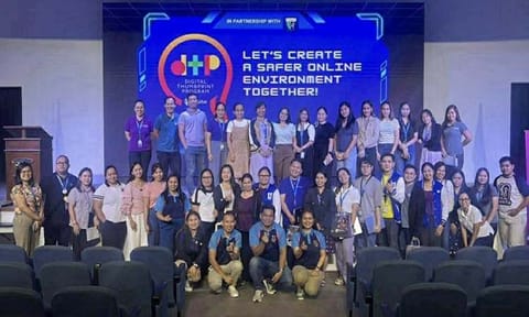 Young leaders step up as Globe celebrates 10 years of the Digital Thumbprint program, promoting safer and more responsible online communities.