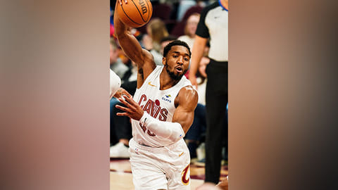 Mitchell nakasinati og bun-og sa mata