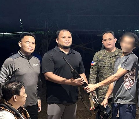 ZAMBOANGA. Residents in separate villages in Sulu voluntarily hand over five firearms facilitated through the ongoing Localized Peace Engagement initiatives of the 1102nd Infantry Brigade’s 21st Infantry Battalion in close coordination with local stakeholders.