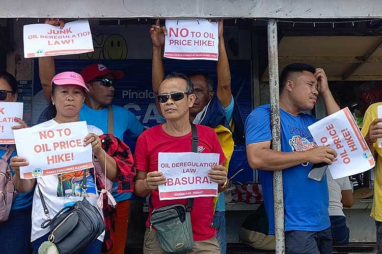 Transport groups protest oil price hikes, set March 26 strike in Panay
