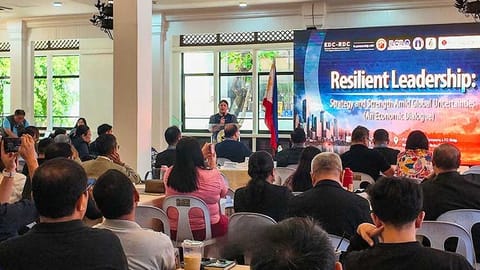LGUs urged to act swiftly amid global uncertainties