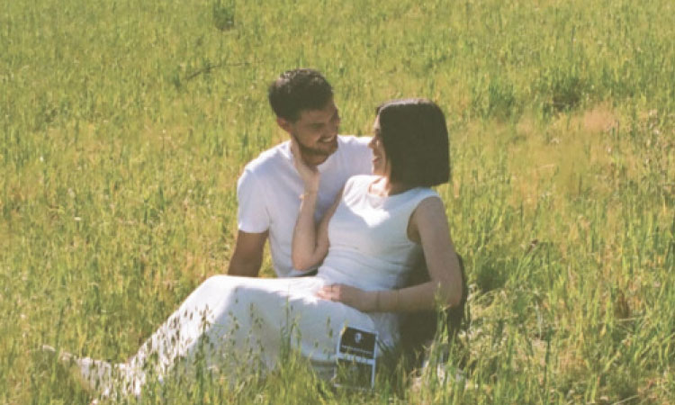 Taylor Lautner and Taylor Lautner 
announce pregnancy