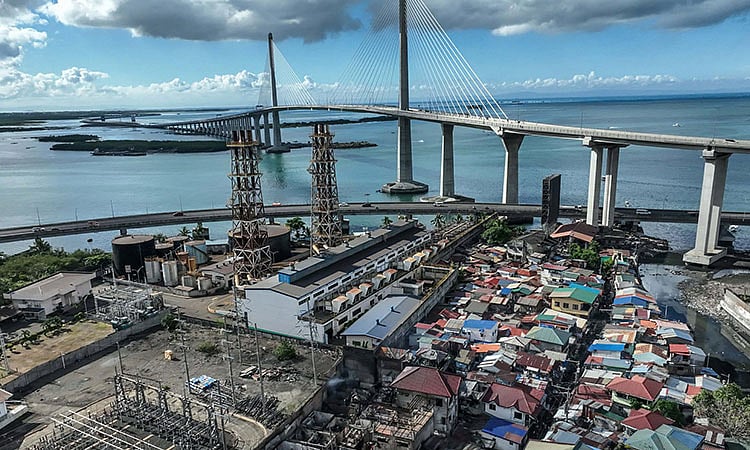 31 ka balay naugdaw sa 3 ka sunog