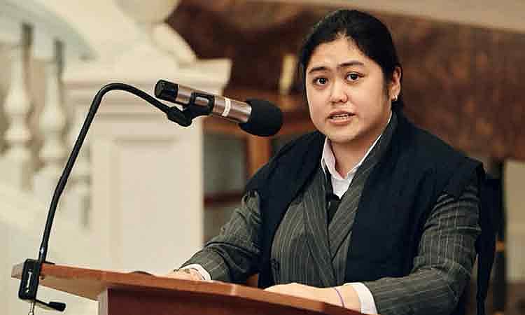 Anna Mae Yu Lamentillo's Oxford Graduation: A Bisaya Woman's Triumph Over Language Barriers